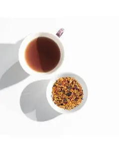 Früchtetee mit Granatapfel, Acai & Zitrone