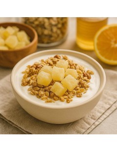 Piña Deshidratada en cubos és un alimento nutritivo con sabor agridulce
